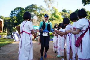 BIB: 3190
                            <button type="button" onclick="openModal(18981483)" class="btn btn-primary btn-sm float-right btn-popup" data-toggle="modal" data-target=".modal-high-quality">
                        <i class="fas fa-shopping-cart"></i> Add to Cart
                    </button>
                                            <button type="button" onclick="isThisMe(18981483, true)" class="btn btn-success btn-sm float-right btn-popup btn-isme hidden" data-toggle="tooltip" data-placement="bottom" title="นี่คือรูปของคุณใช่ไหม คลิกที่นี่เพื่อเอาเข้าอัลบั้ม">
                        <i class="fas fa-plus"></i> Add to album
                    </button>
                    <button type="button" onclick="isThisMe(18981483, false)" class="btn btn-warning btn-sm float-right btn-popup btn-isnotme hidden">
                        <i class="fas fa-ban"></i> Remove from album
                    </button>